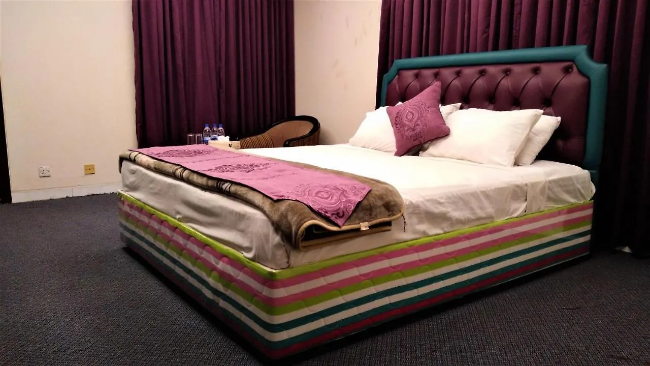 Center Point Apartment Dhaka 2*,